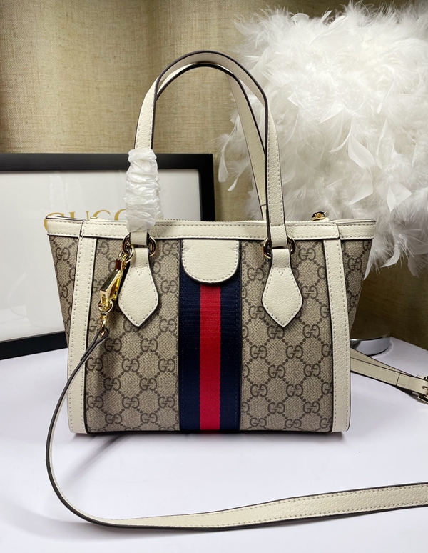 激安グッチバッグコピー内部構造